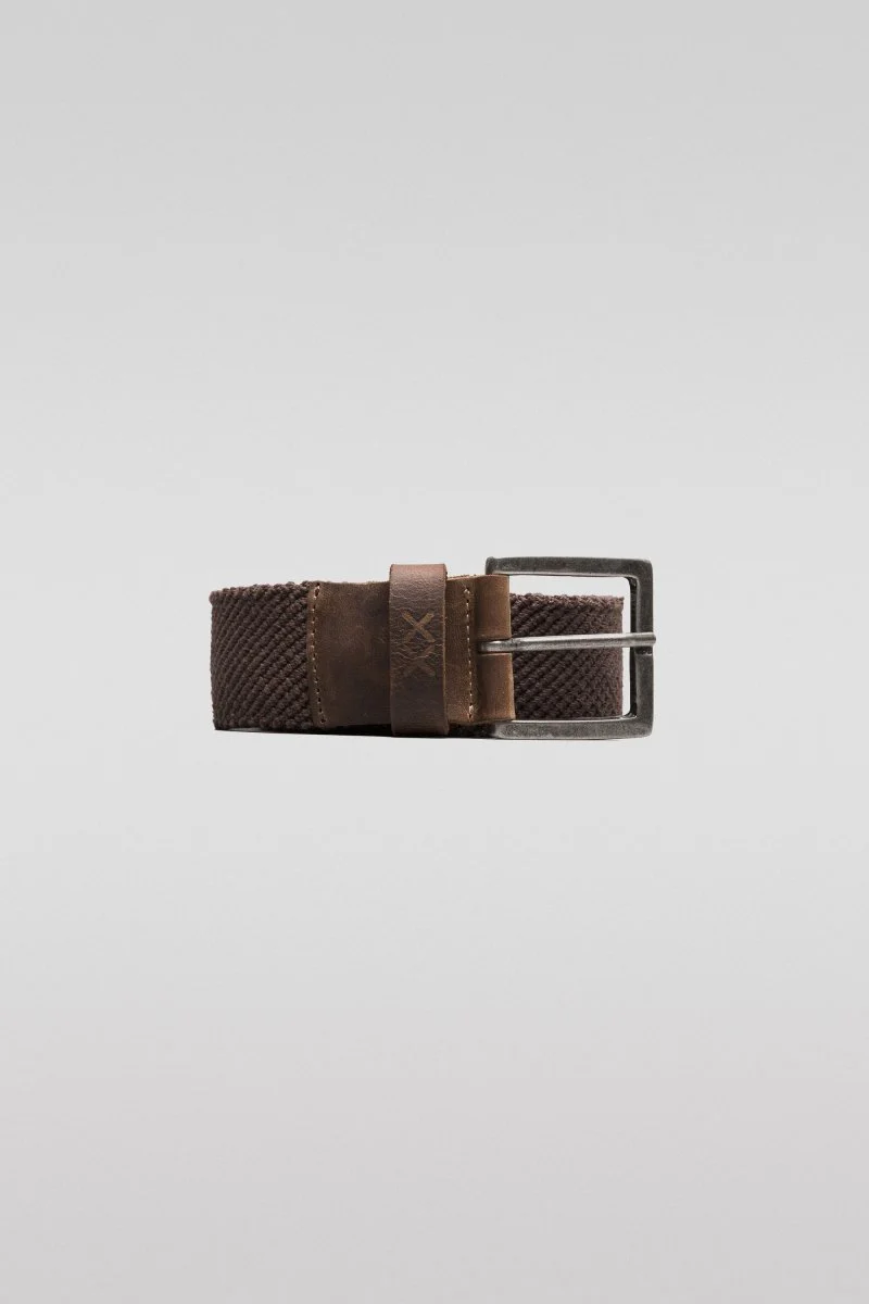 Essentials - Men26
